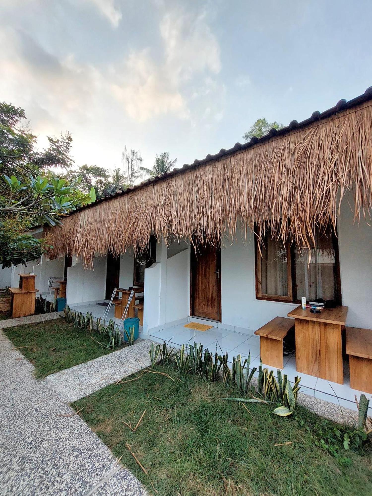 Tiga Spies Hostel Kuta  Esterno foto